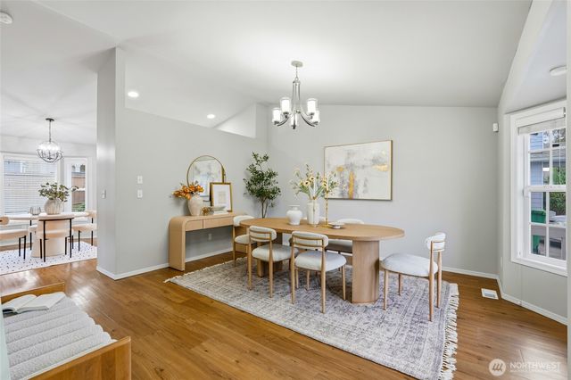 14925 19th Avenue W, Lynnwood, WA 98087