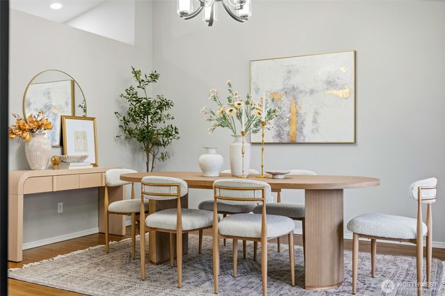 14925 19th Avenue W, Lynnwood, WA 98087