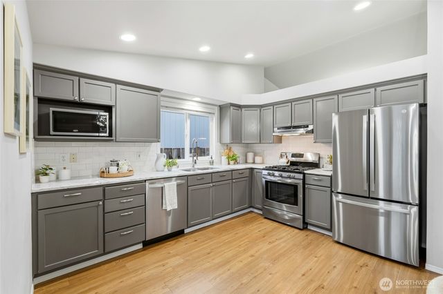 14925 19th Avenue W, Lynnwood, WA 98087