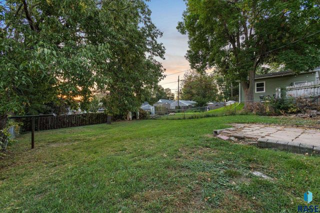 816 S Glendale Ave Avenue, Sioux Falls, SD 57104