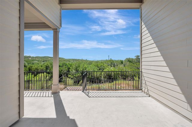684 Iron Willow LOOP, Dripping Springs, TX 78620