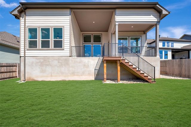 684 Iron Willow LOOP, Dripping Springs, TX 78620