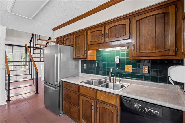 906 Azalea Road, Mobile, AL 36693