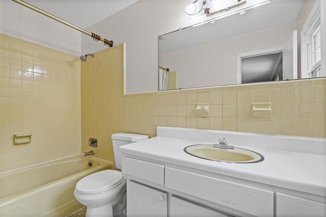 906 Azalea Road, Mobile, AL 36693