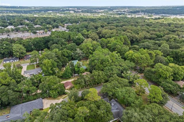 906 Azalea Road, Mobile, AL 36693