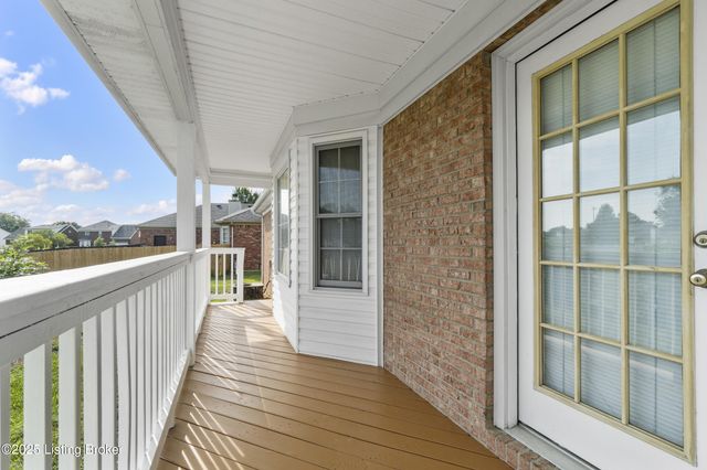 5707 Grandel Blvd, Louisville, KY 40258