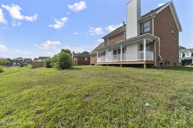 5707 Grandel Blvd, Louisville, KY 40258