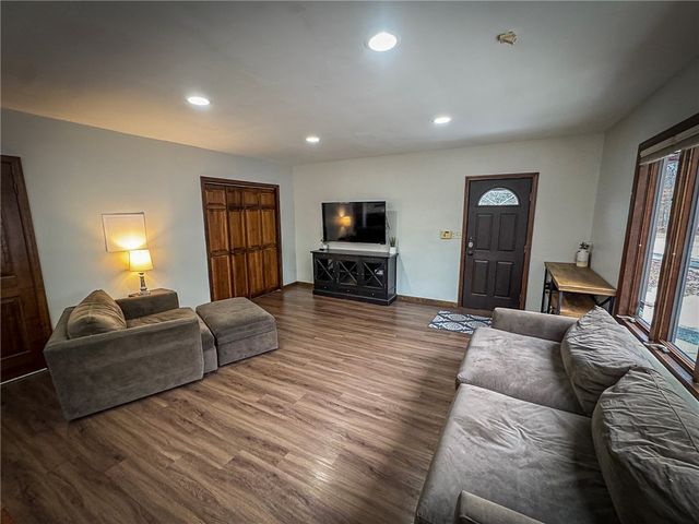 706 Clearfield Rd, Clearfield Twp, PA 16034