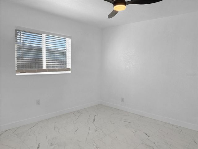 5010 LAHAINA DRIVE, Sarasota, FL 34232