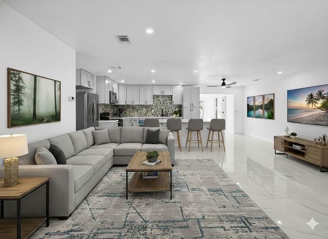 5010 LAHAINA DRIVE, Sarasota, FL 34232