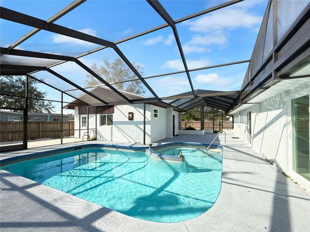 5010 LAHAINA DRIVE, Sarasota, FL 34232