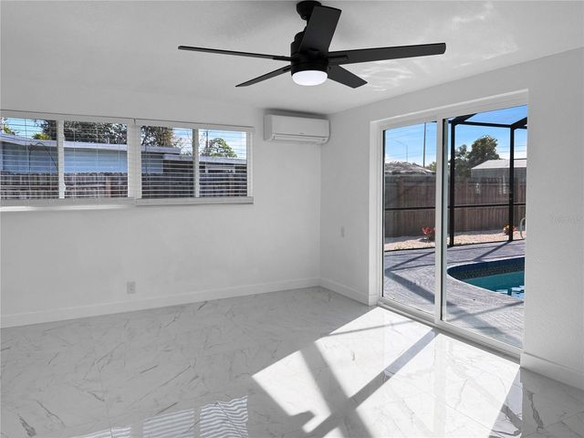 5010 LAHAINA DRIVE, Sarasota, FL 34232