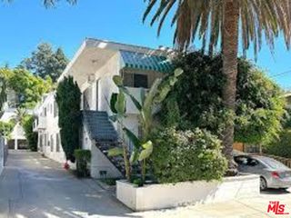 2030 Holly Drive, Los Angeles, CA 90068