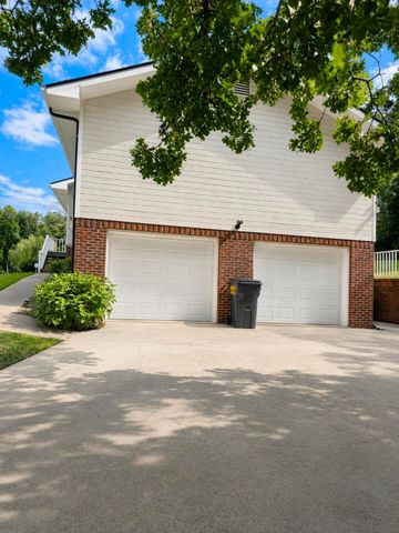 424 Hickory Street, Ringgold, GA 30736
