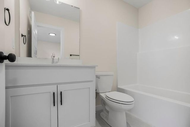 16495 S Elmridge Street, Olathe, KS 66062