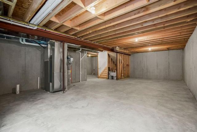 16495 S Elmridge Street, Olathe, KS 66062