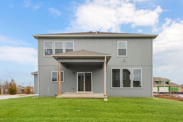 16495 S Elmridge Street, Olathe, KS 66062