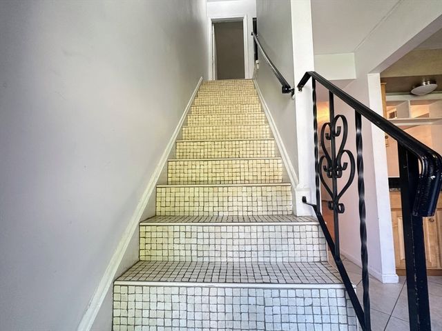 606 Windsor 606, Framingham, MA 01701