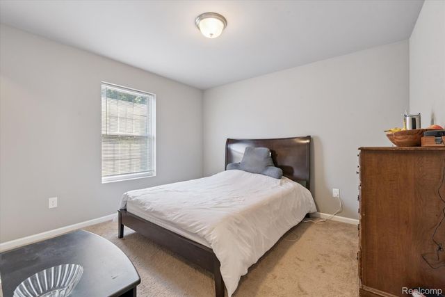 42811 Colonial Road, Belleville, MI 48111