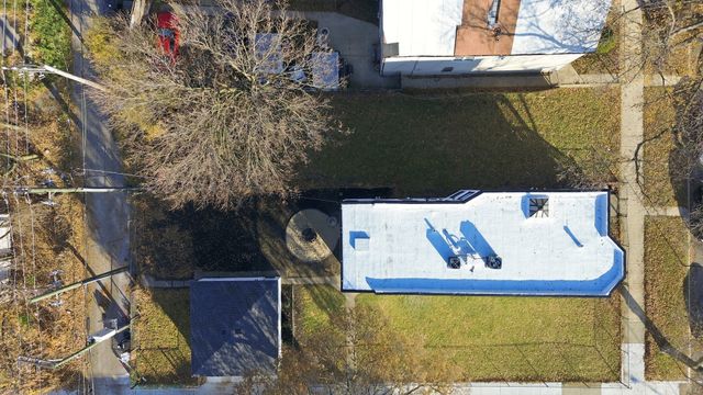 7256 S May Street, Chicago, IL 60621