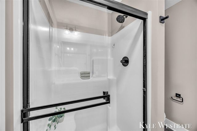 10886 Douglas Drive, Allendale, MI 49401