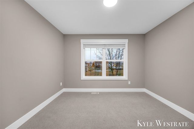 10886 Douglas Drive, Allendale, MI 49401