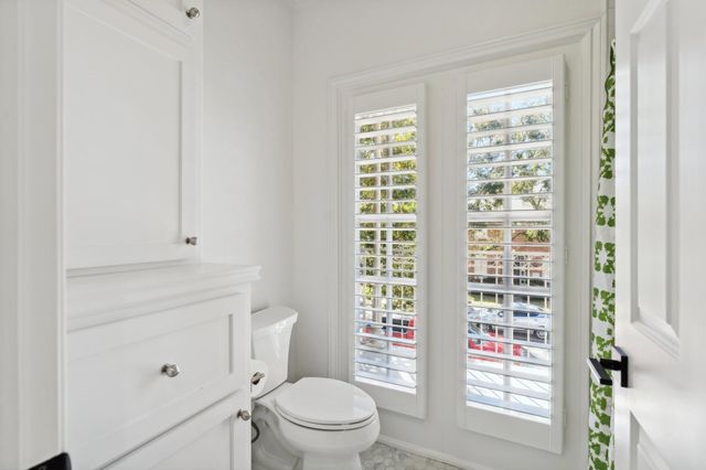 4028 Byron Street, West University Place, TX 77005