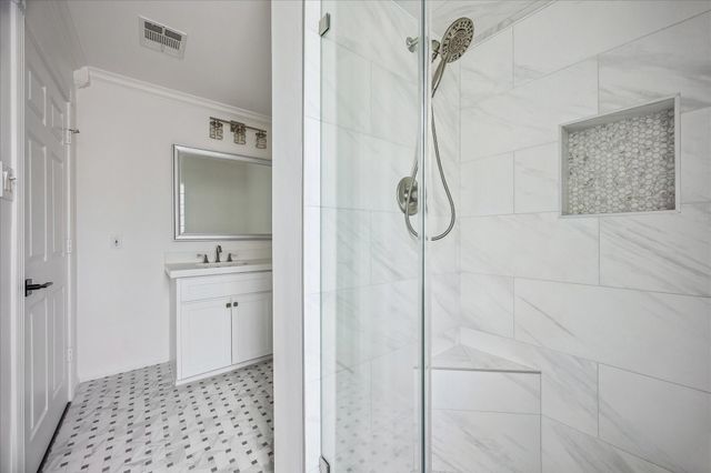 4028 Byron Street, West University Place, TX 77005