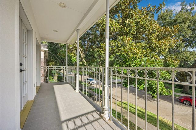 4028 Byron Street, West University Place, TX 77005