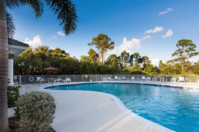 258 NW Red Cedar Street, Jensen Beach, FL 34957