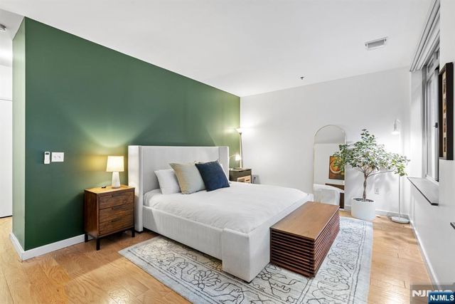 25 McWilliams Place 307, Jersey City, NJ 07302