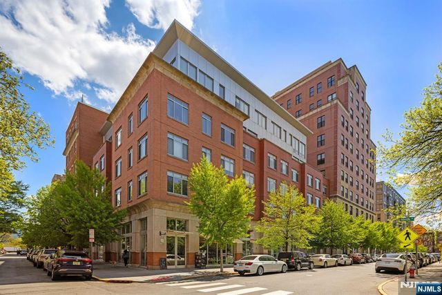 25 McWilliams Place 307, Jersey City, NJ 07302