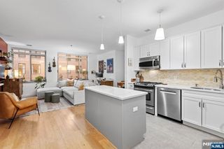 25 McWilliams Place 307, Jersey City, NJ 07302