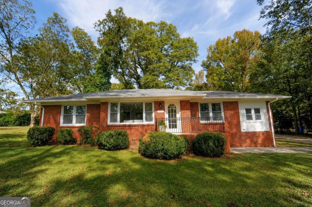 370 Georgia Avenue, Fayetteville, GA 30214
