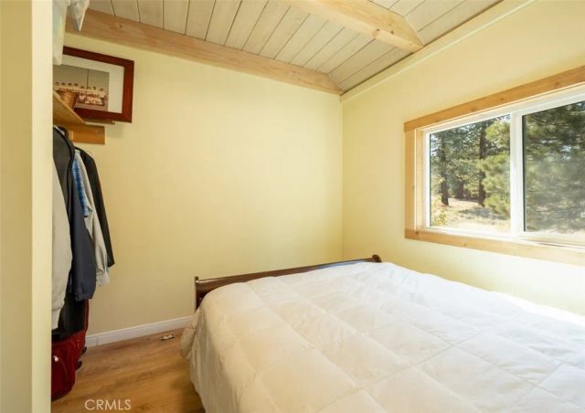 39961 Lakeview Drive, Big Bear Lake, CA 92315