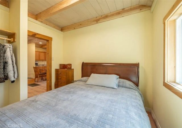 39961 Lakeview Drive, Big Bear Lake, CA 92315