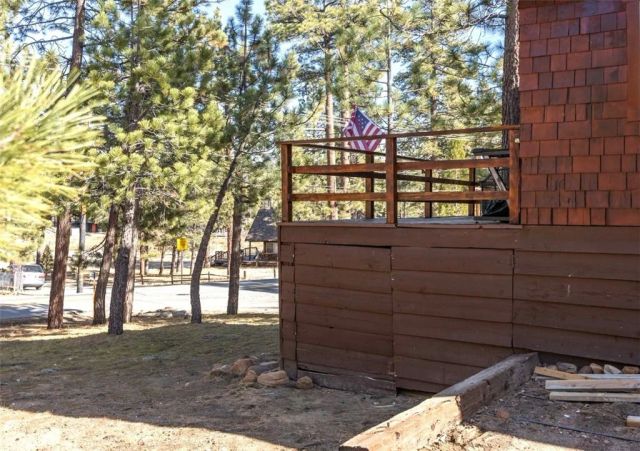 39961 Lakeview Drive, Big Bear Lake, CA 92315
