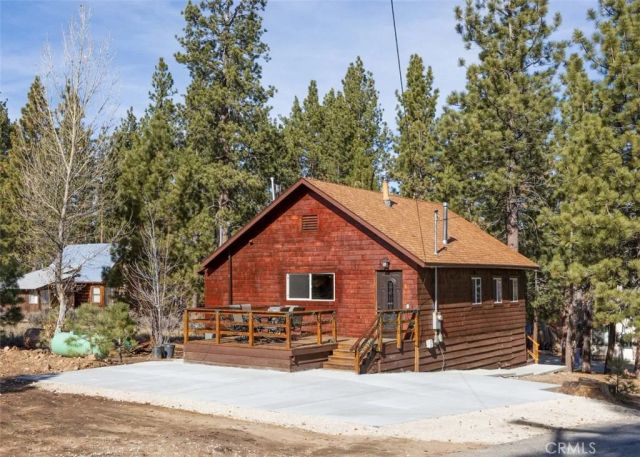 39961 Lakeview Drive, Big Bear Lake, CA 92315