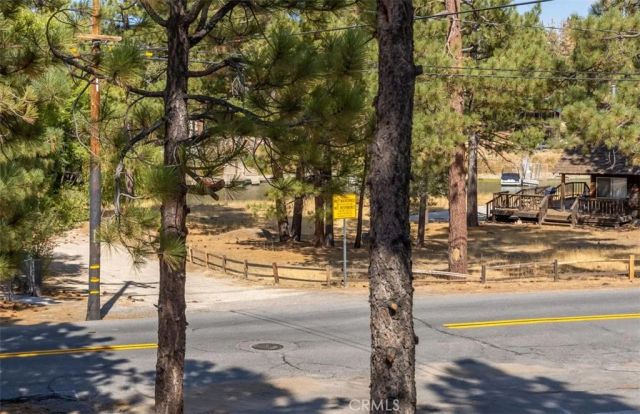39961 Lakeview Drive, Big Bear Lake, CA 92315