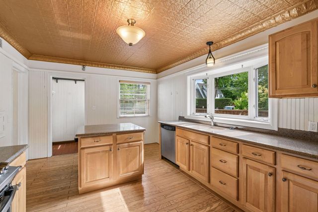 1821 Bohland Avenue, Saint Paul, MN 55116