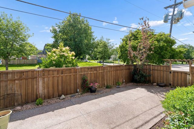1821 Bohland Avenue, Saint Paul, MN 55116