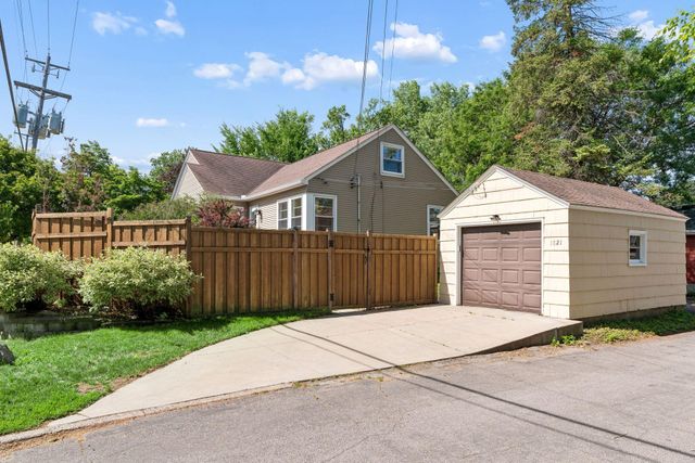 1821 Bohland Avenue, Saint Paul, MN 55116
