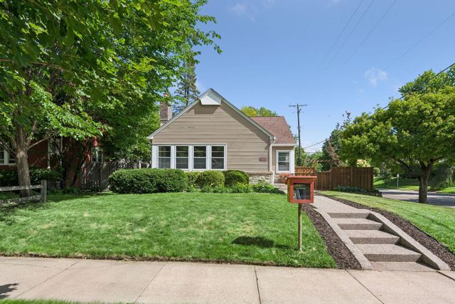 1821 Bohland Avenue, Saint Paul, MN 55116