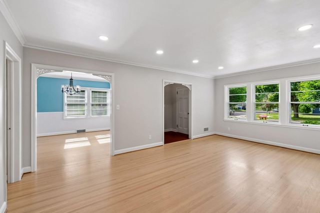 1821 Bohland Avenue, Saint Paul, MN 55116