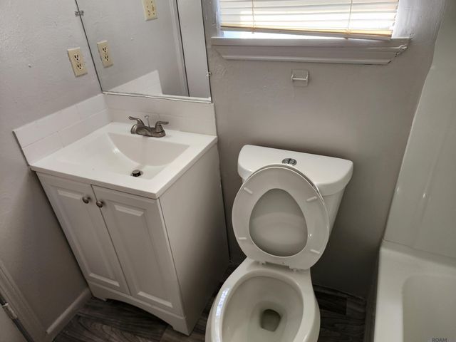 4627 Tigerland Ave, Baton Rouge, LA 70820