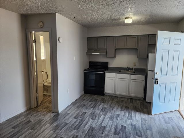 4627 Tigerland Ave, Baton Rouge, LA 70820