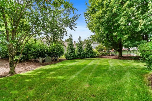 1308 Hamlet Road, Naperville, IL 60564