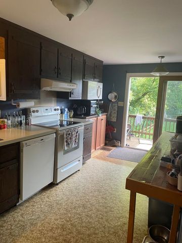 9 12 Route, Hartland, VT 05048