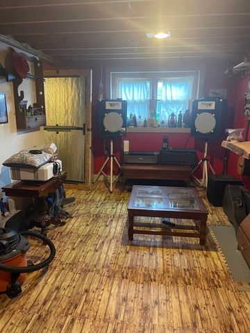 9 12 Route, Hartland, VT 05048