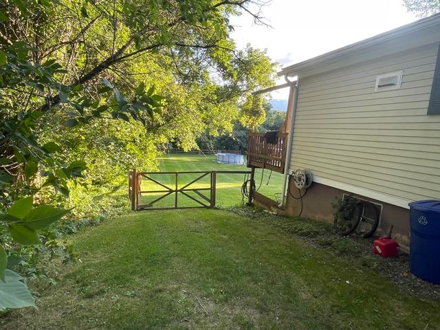 9 12 Route, Hartland, VT 05048